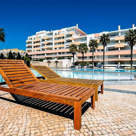 Fantastic Seaside Family Apartment With Pool Parede Exteriér fotografie