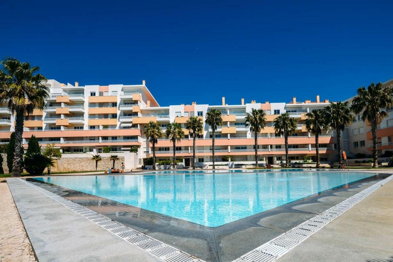 Fantastic Seaside Family Apartment With Pool Parede Exteriér fotografie